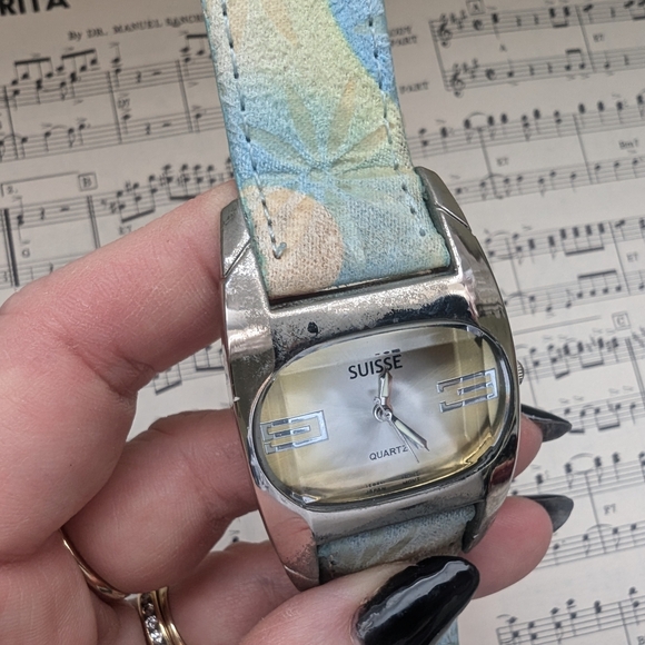 Silver and Blue Wearable Watch - Picture 2 of 8